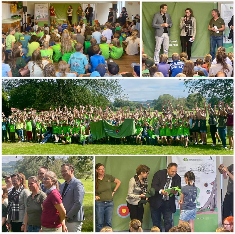 Gruppenbild und Impressionen vom Junior-Ranger-Camp der Naturwacht Brandenburg mit Ministerin und zahlreichen Kindern in grünen Shirts.