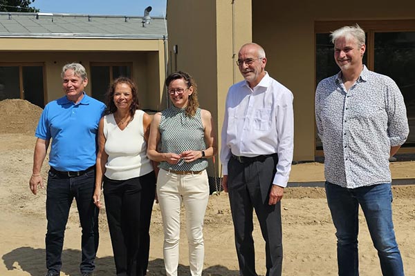hanka_mittelstaedt_zu_besuch_im_zukuenftigen_hospiz_in_prenzlau.jpg